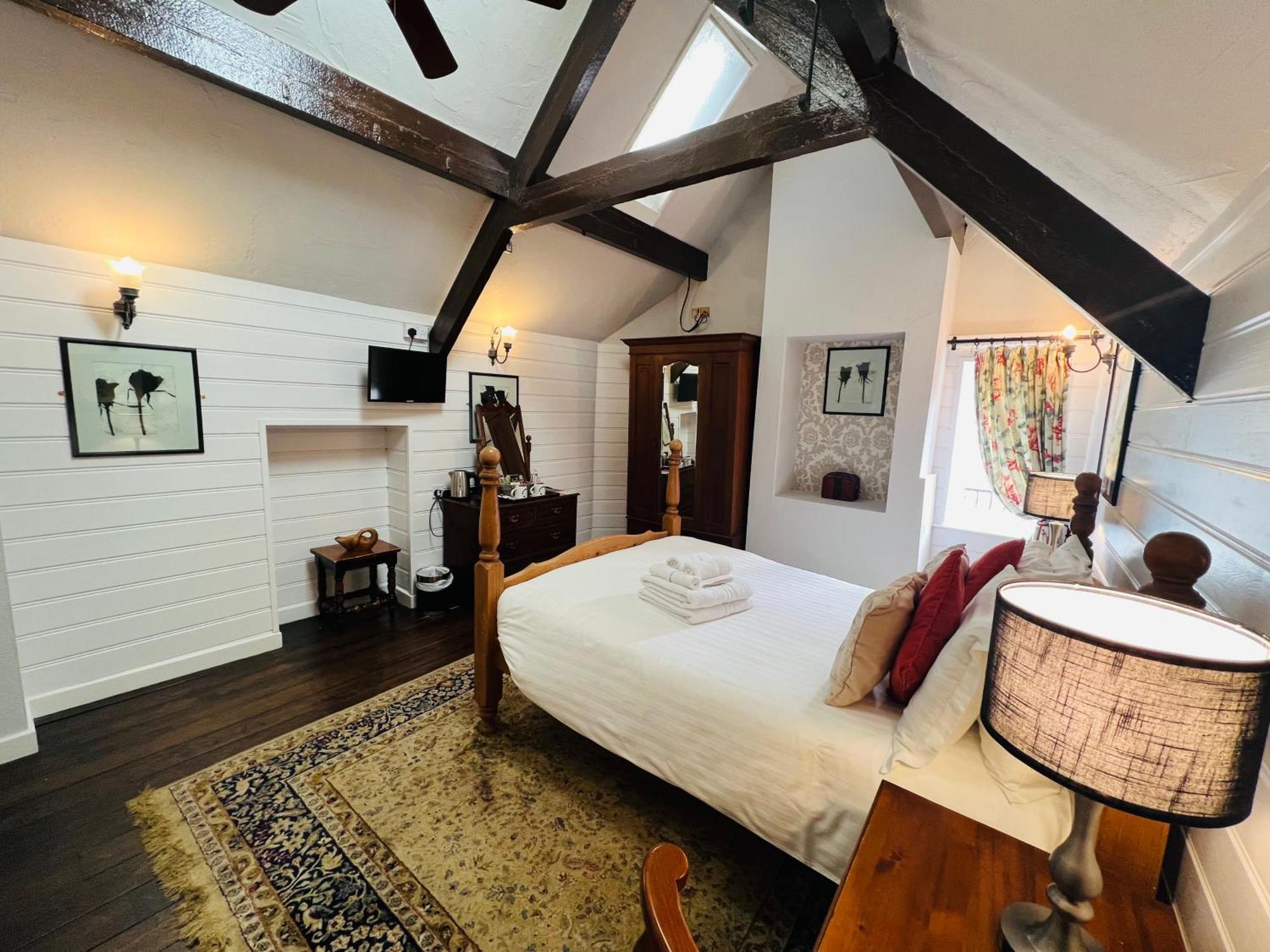 Peak Hotel Castleton Касълтън Екстериор снимка