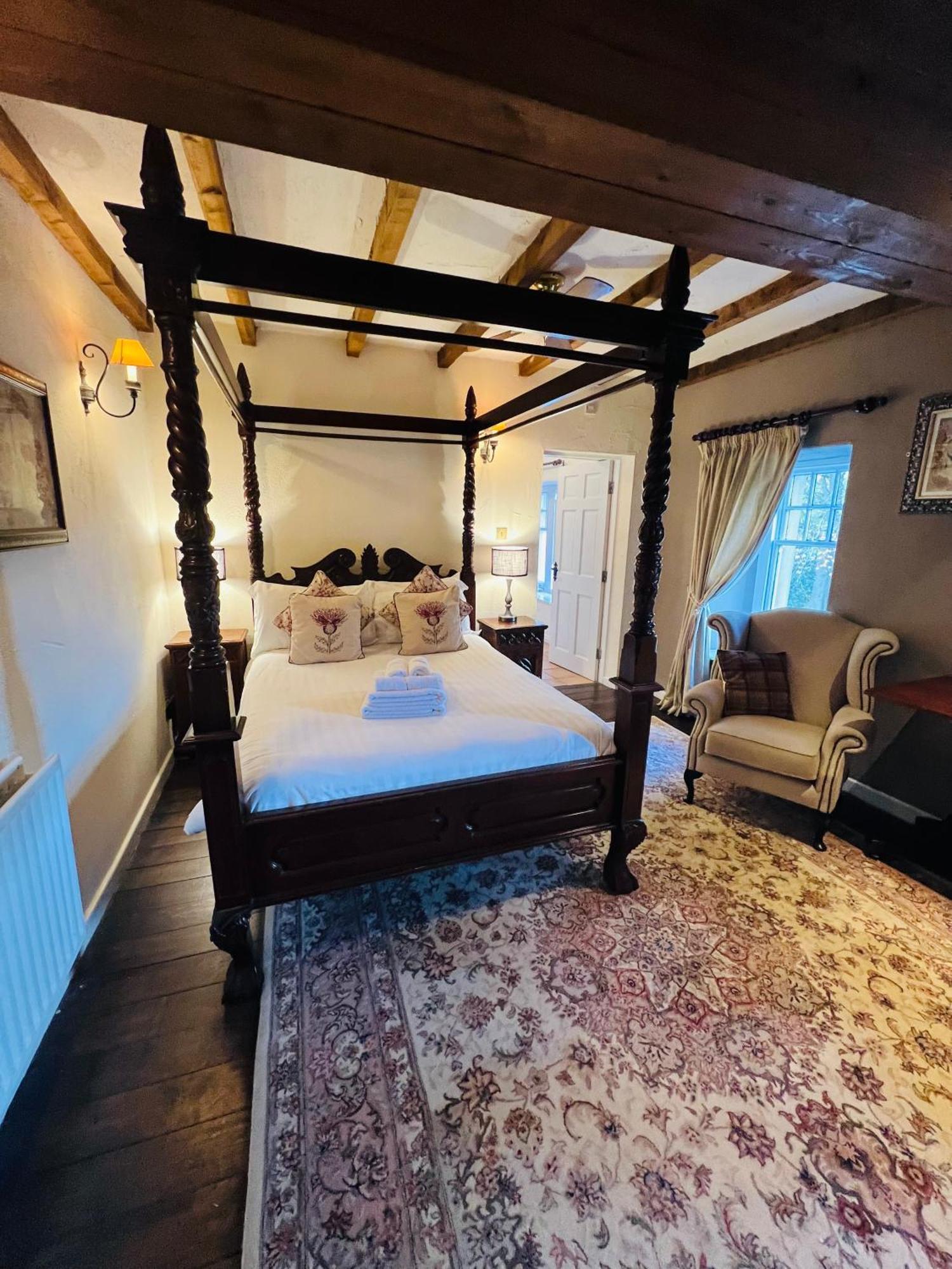 Peak Hotel Castleton Касълтън Екстериор снимка